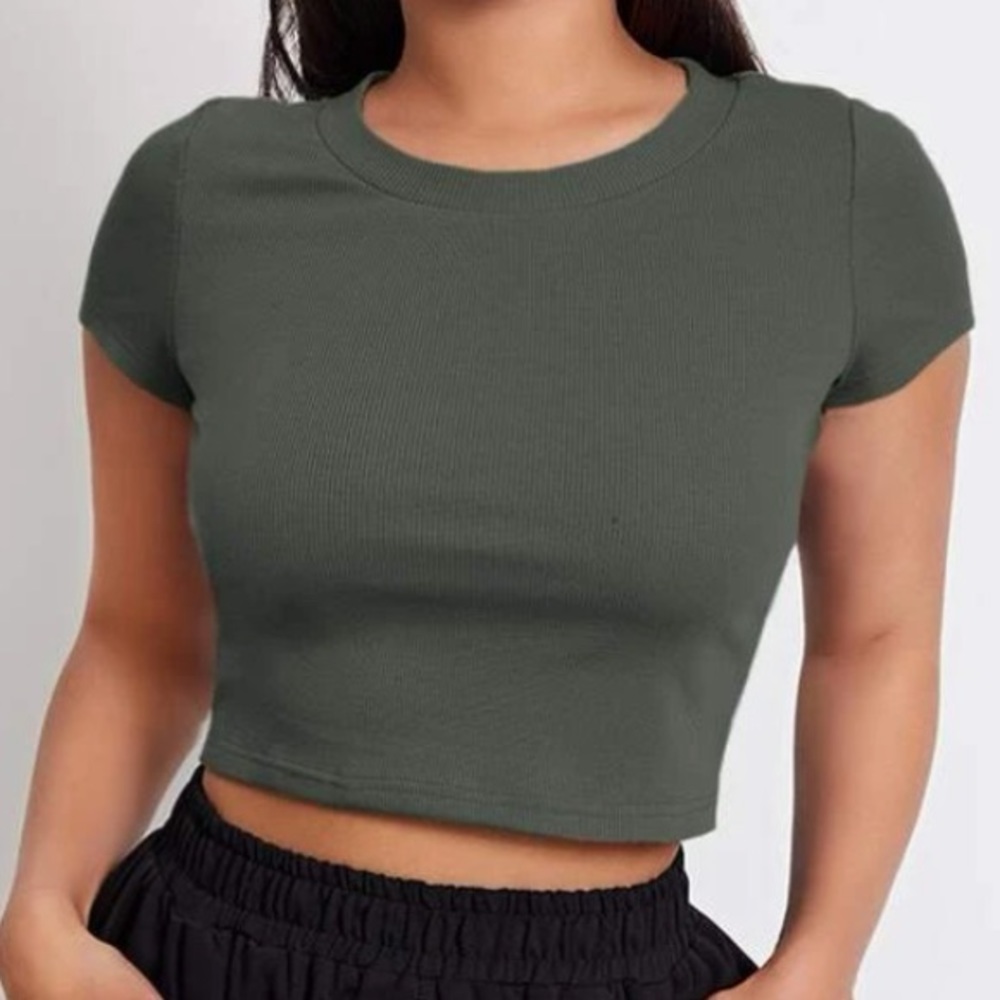 ‼️DARK GREY RIBBED T SHIRT CROPPED - Picture 1 of 4